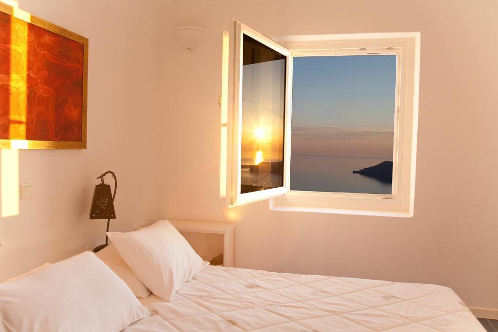 Whitedeck Santorini Hotel Imerovígli Kamer foto